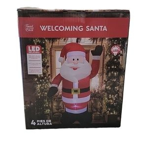 Christmas Welcoming Santa LED Inflatable 4 ft Tall